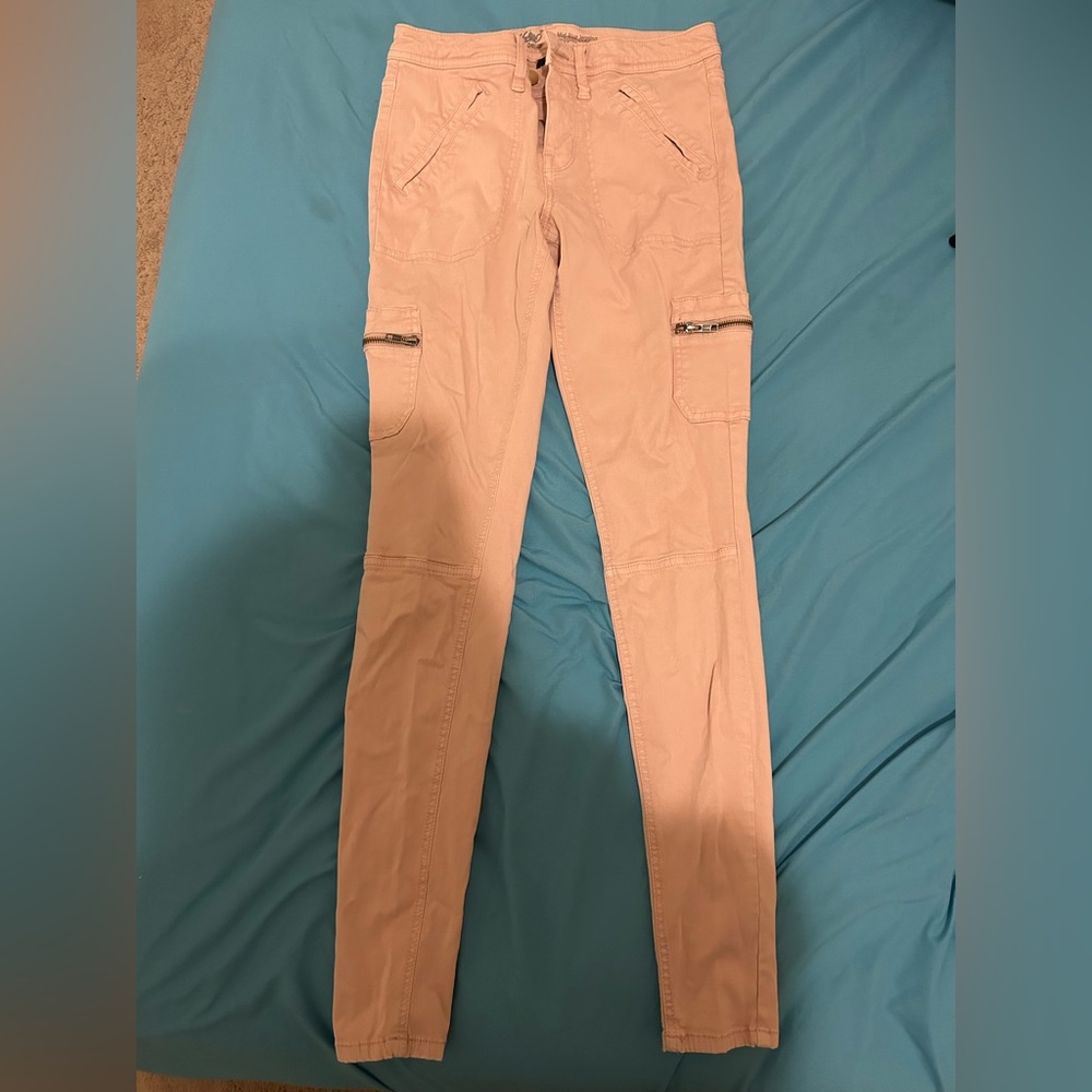 Women’s pink jeggings
